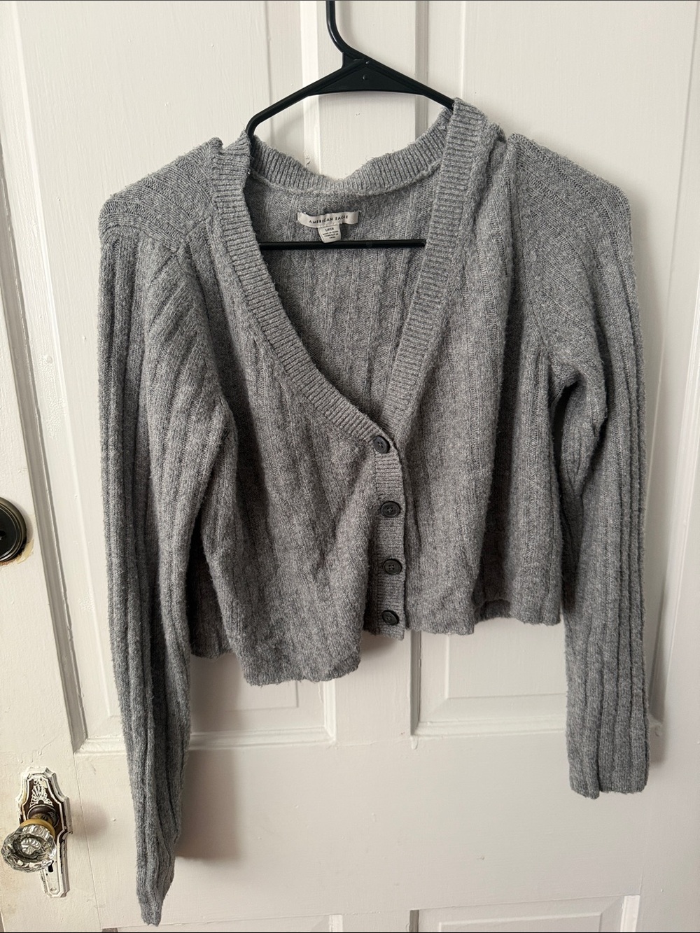 American Eagle Outfitters Light Gray V-Neck Button Cardigan